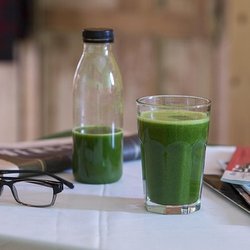 Травяные чаи с ромашкой и мелиссой для вечернего расслабления