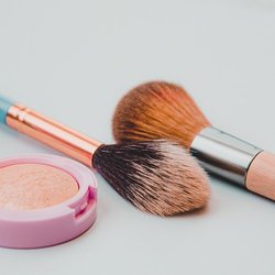 Как ухаживать за кожей рук в холодное время года